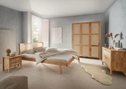 Armoire chêne massif 3 portes Capucine