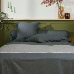 Plaid poncho multifonction en laine Pema - Granit