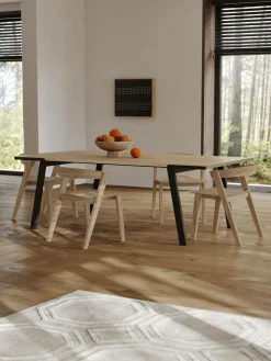 Table à manger rectangulaire bois pieds métal noir 6 personnes Drift - Chêne/Noir