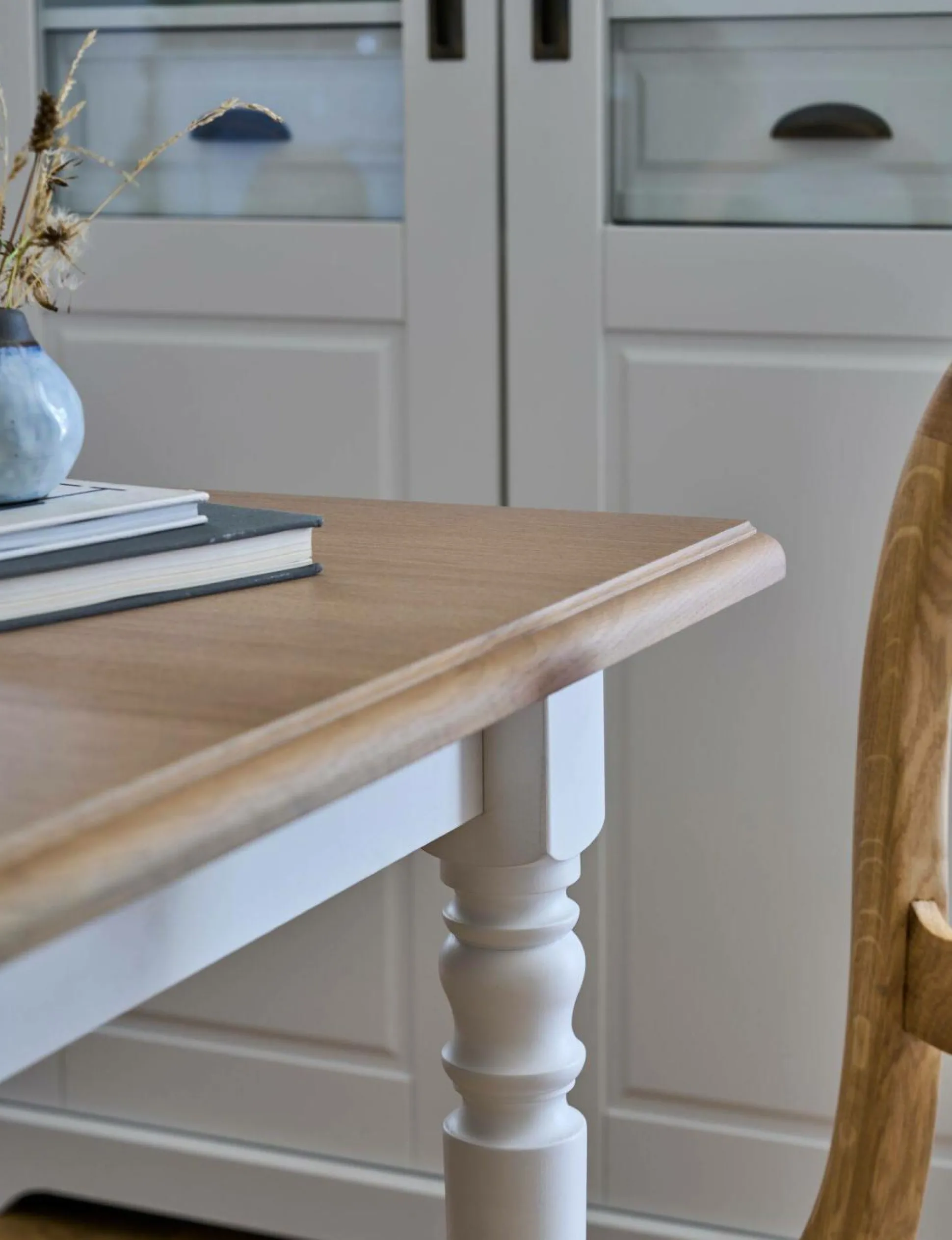 Table à manger rectangulaire extensible bois et blanc 6 à 10 personnes Apolline